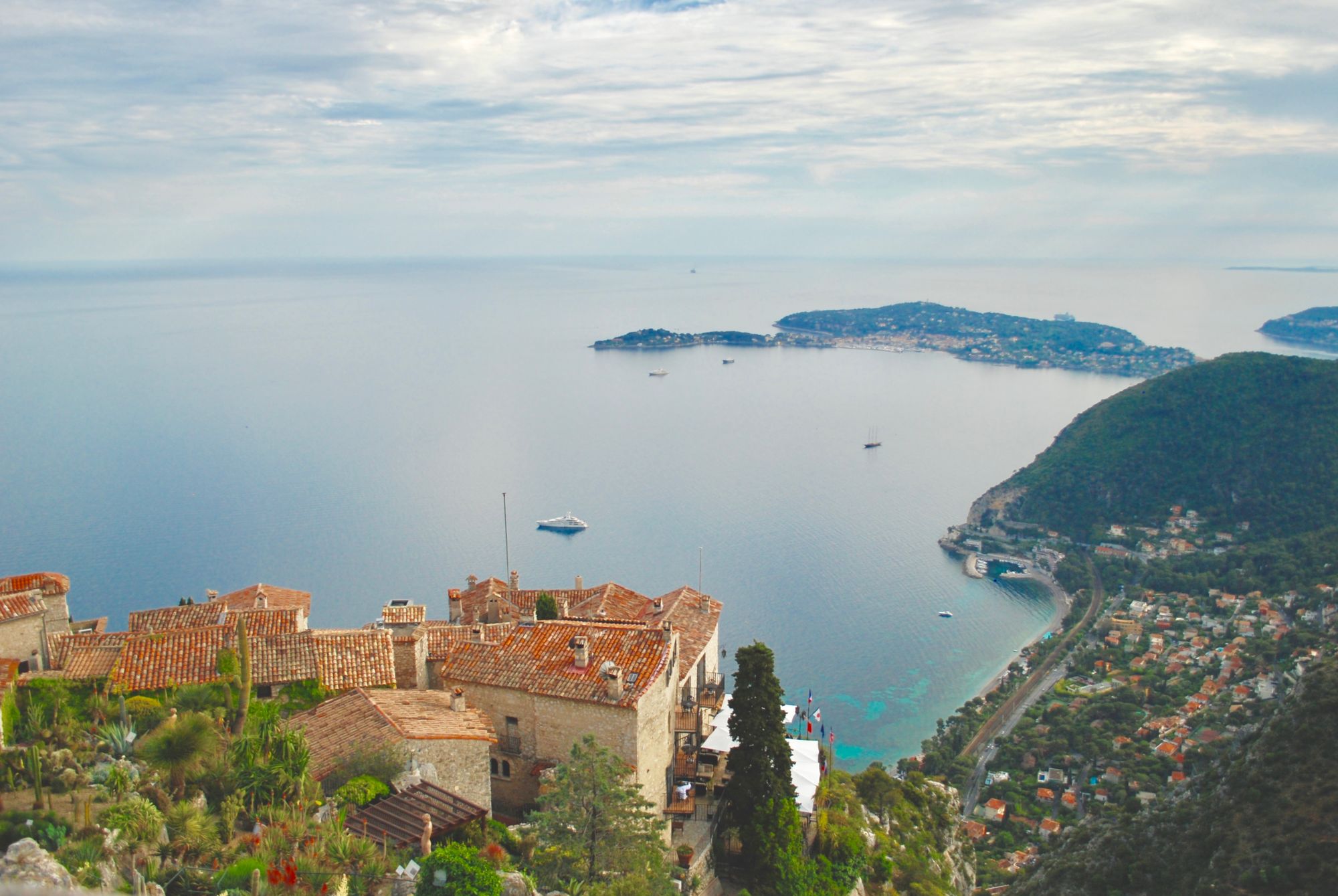 Grand Tour | Guide to the Enchanting City of Éze
